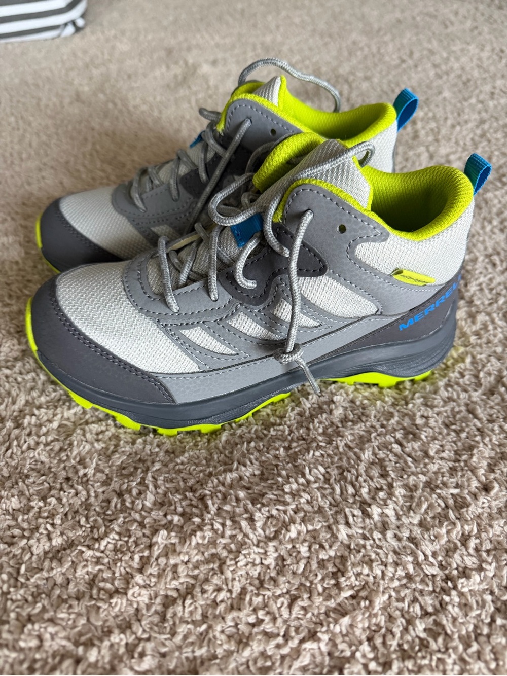 Merrell Kids Oakcreek Waterproof Hiking Shoes Gray Lime Green Size 1Y / 1M